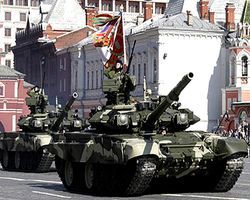 Танк Т-90 превратится в Т-90АМ "Армата" и станет ОБТ.